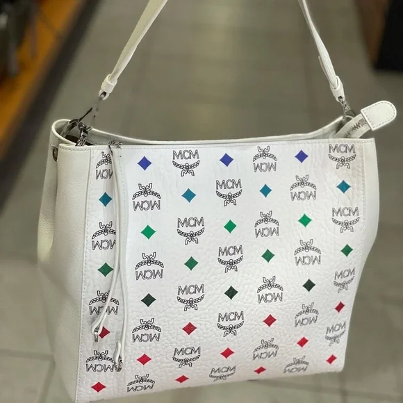 MCM white color medium size hobo$850+ tax - Picture 9 of 9